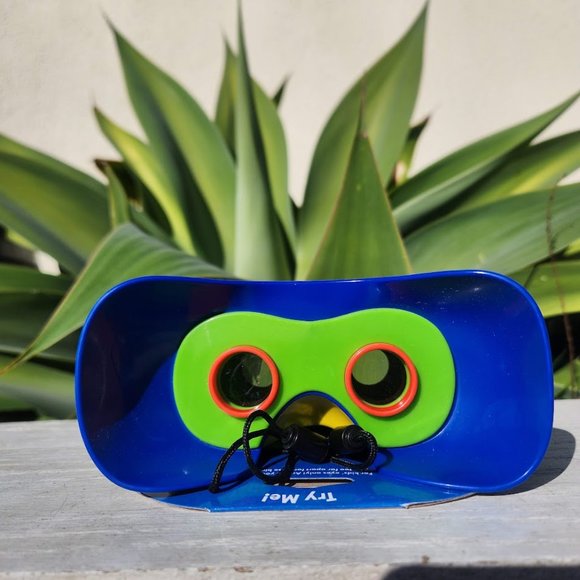 NEW BINOCULARS SAFARI CAMPING EXPLORER EDUCATIONAL INSIGHTS STEM SCIENCE TOY - Picture 3 of 12